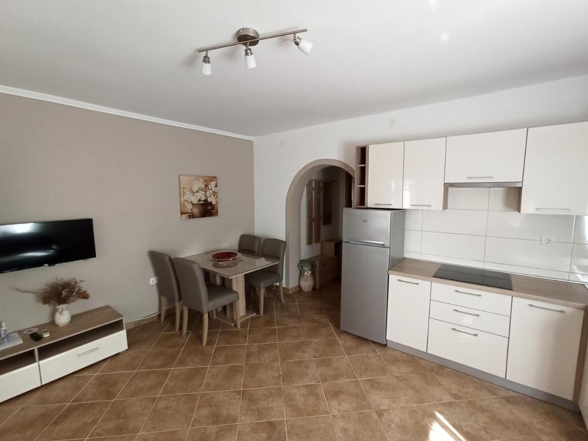 Apartmani Vesna كرك المظهر الخارجي الصورة