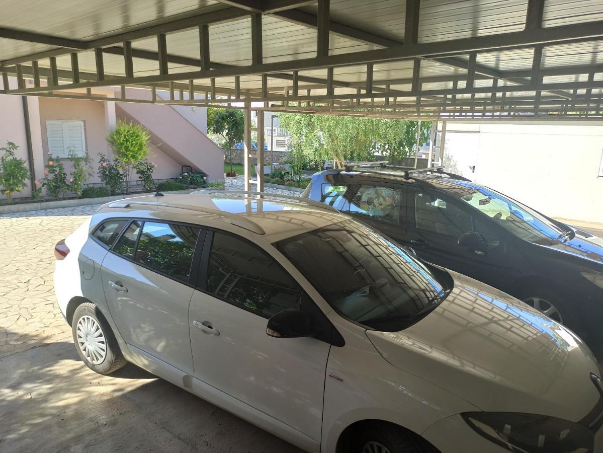 Apartmani Vesna كرك المظهر الخارجي الصورة