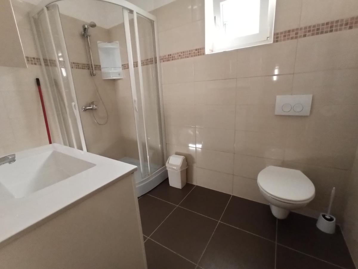 Apartmani Vesna كرك المظهر الخارجي الصورة
