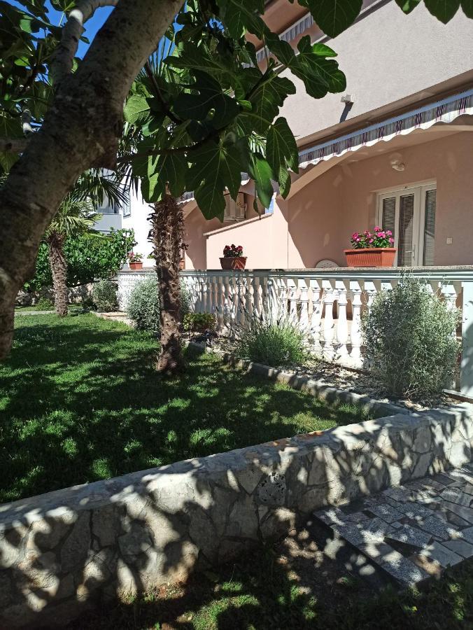 Apartmani Vesna كرك المظهر الخارجي الصورة