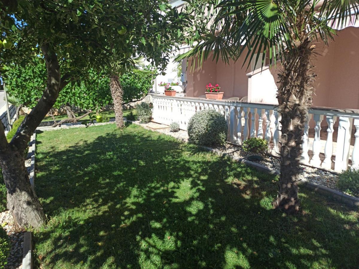 Apartmani Vesna كرك المظهر الخارجي الصورة